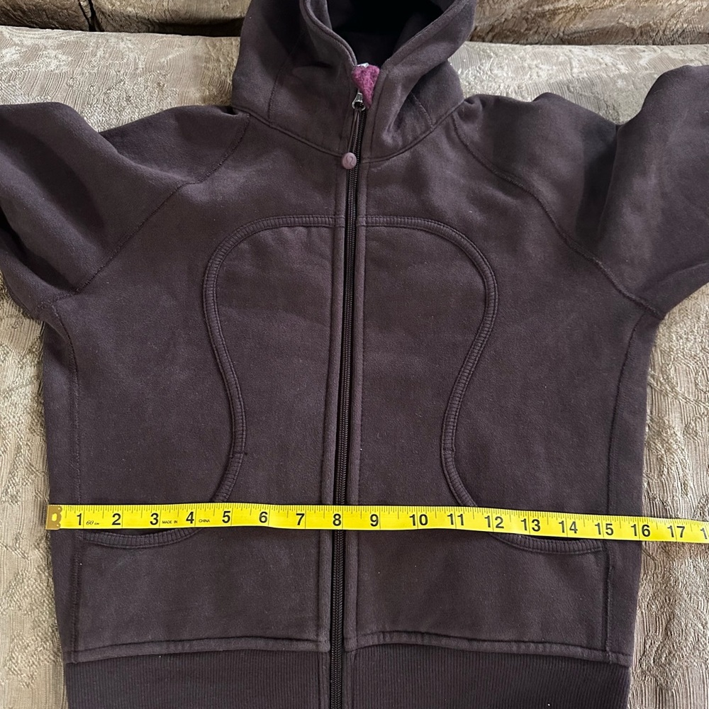 Lululemon New Scuba Hoodie Beautiful Chocolate Color Size 6 - Picture 12 of 14